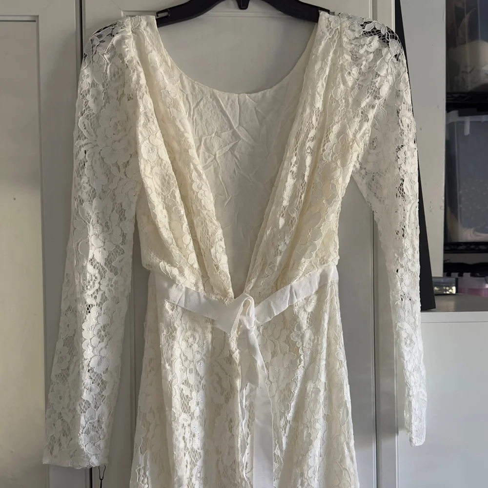 Reformation Hestia Lace Dress in Ivory Size 4 - Picture 10 of 10